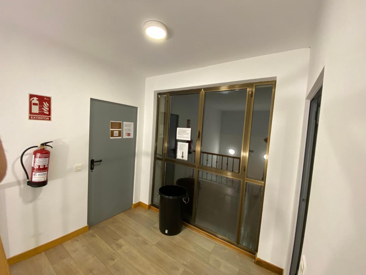 Albergue El Camino De Santovenia Santovenia De Oca Екстериор снимка